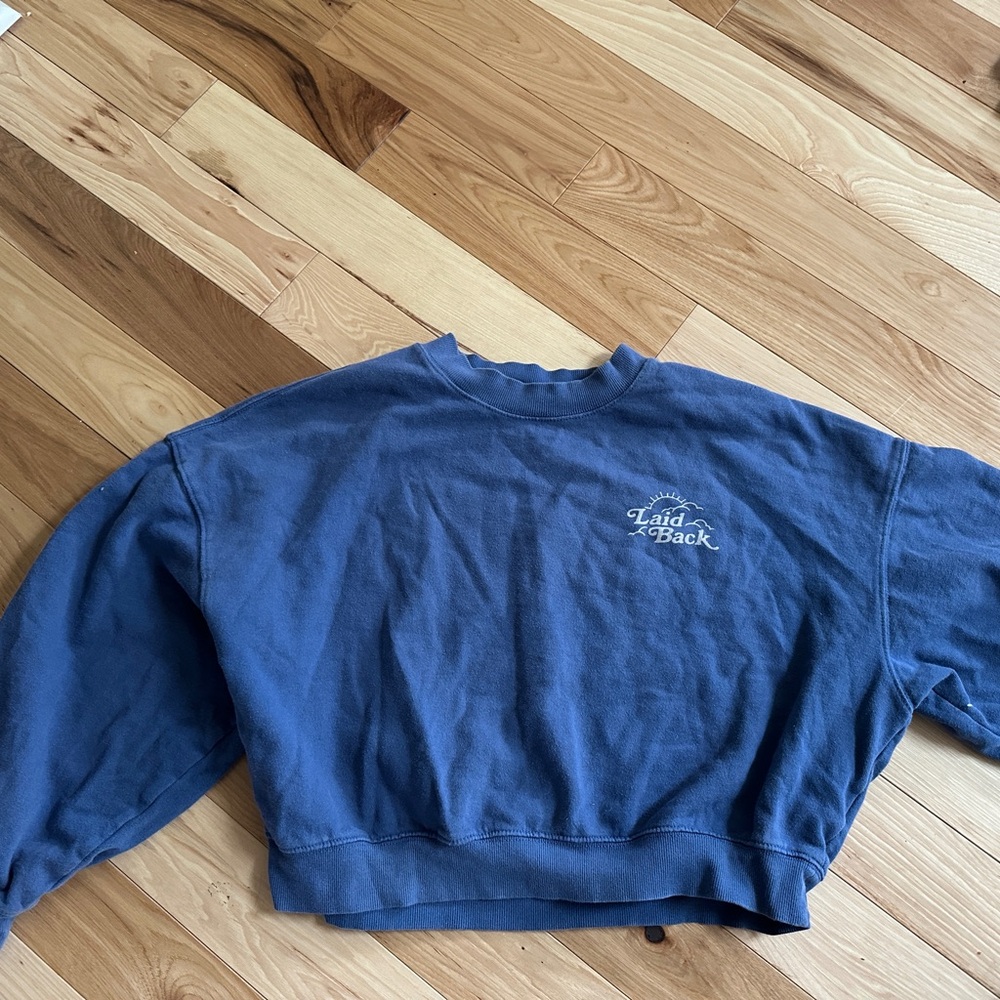 Old Navy cropped Blue Sweatshirt
